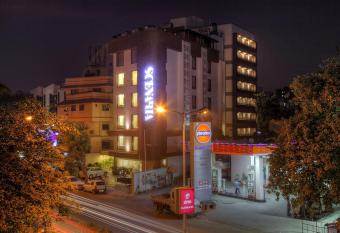 Scenaria Hotel has rooms with a private hot tub