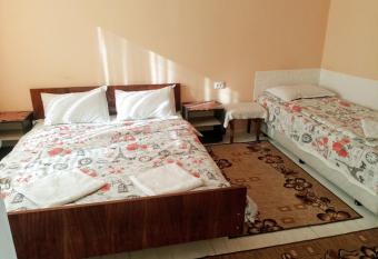 Guest House Emiliya has Balcony rooms