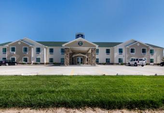 Cobblestone Inn & Suites - Lakin allows 18 year olds to book a room