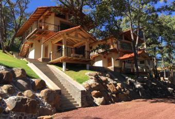 Bellavista Caba  as allows 18 year olds to book a room