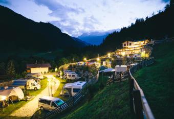 Camping Z  gghof has Balcony rooms