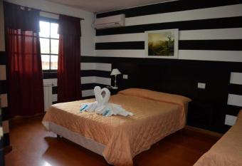 Hotel Valle Del Sol allows 18 year olds to book a room