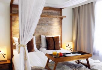 Eyja Guldsmeden Hotel allows 18 year olds to book a room