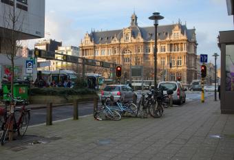 ATW Apartments has Balcony rooms