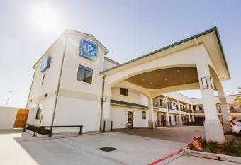 Palace Inn Blue City Centre has Smoking rooms