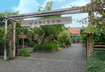 WARISAN Heritage Boutique Hotel has Balcony rooms