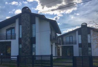 Cottage In Bakuriani allows 18 year olds to book a room