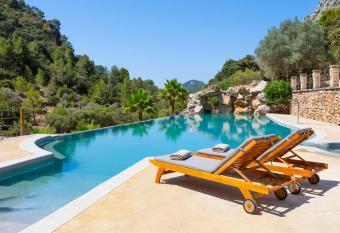 Ratx   Retreat Hotel, member of Meli   Collection has Balcony rooms