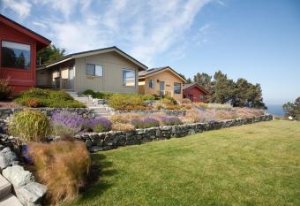 Cottages at Little River Cove has Balcony rooms