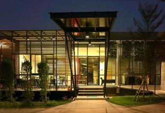 Mila Garden has Balcony rooms