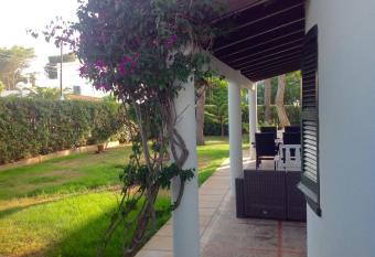 CALA BLANCA-TORRE BELLVER allows 18 year olds to book a room