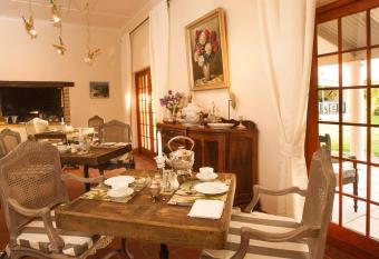 Sorgvry - House of Guests has Balcony rooms