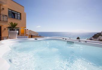 Villamar Hotel has Balcony rooms