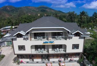 Lone Self-Catering Apartment has Balcony rooms