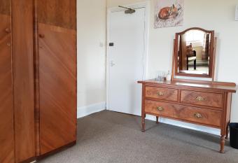 Station Hotel allows 18 year olds to book a room