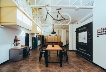 La Joya Hostel allows 18 year olds to book a room