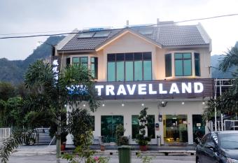 Travelland Hotel allows 18 year olds to book a room