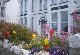 Bosayne Guest House allows 18 year olds to book a room