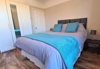 Castle Cottage has Balcony rooms