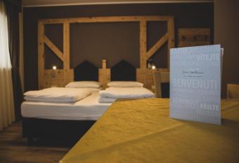 DolceVita Ambiez B&B has Balcony rooms