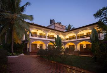 Dunhill Beach Resort has Balcony rooms