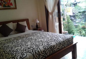 Uma Taman House allows 18 year olds to book a room