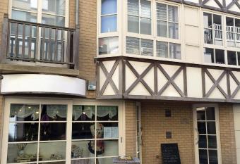 Villa D este has Balcony rooms