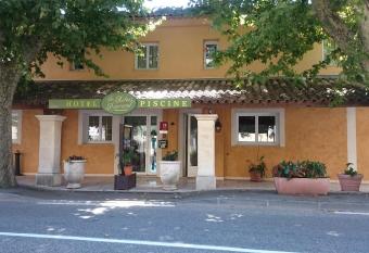 Au Relais Provencal has Balcony rooms