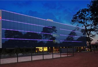 Hotel German Palace Near to Airport allows 18 year olds to book a room