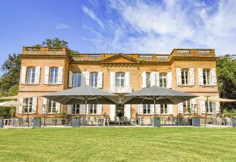 Domaine de Montjoie - Toulouse - BW Premier Collection allows 18 year olds to book a room