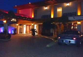 Dorado Eagle Beach Hotel allows 18 year olds to book a room