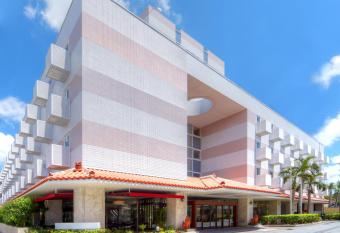 Smile Hotel Naha City Resort has Smoking rooms