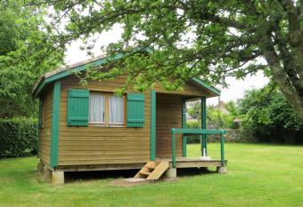 Aire Du Verger has Balcony rooms