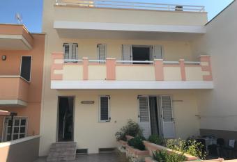 Monte Rosa Apartments has Balcony rooms