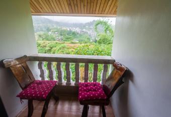 Rice Homestay has Smoking/Balcony rooms
