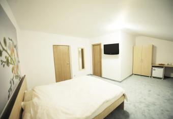 Pensiunea Natura has Balcony rooms