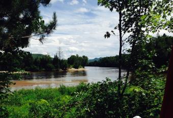 Le Chalet d'Isabelle has Balcony rooms