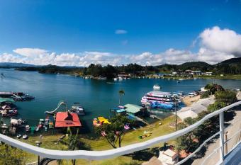 La Martinera Malecon has Balcony rooms