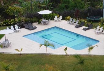 Baum Hotel has Balcony rooms