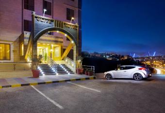 Olive Hotel Amman allows 18 year olds to book a room