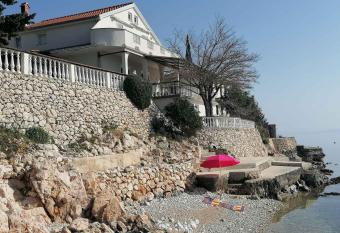 One-Bedroom Apartment in Baric Draga II has Balcony rooms