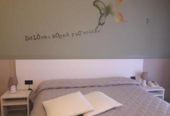 Hotel Stazione sul lago di Iseo has Balcony rooms