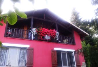 B&B La Capanna Rossa has Balcony rooms