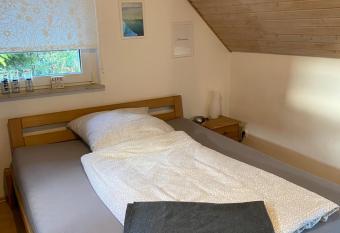 Apartment D  sseldorf-S  d has Balcony rooms