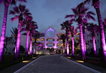 The Mirage Resort & SPA allows 18 year olds to book a room