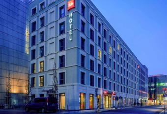 Ibis Leipzig City allows 18 year olds to book a room