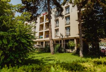 Hotel Carmen has Balcony rooms