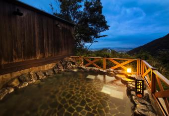 Hotel Yunomoto allows 18 year olds to book a room