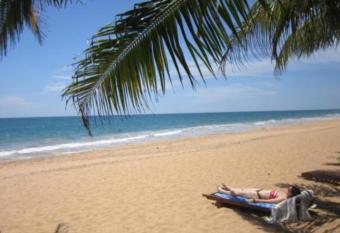 Janus Paradise Rest has Balcony rooms