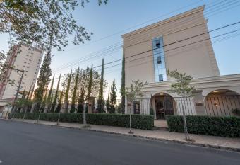 Class Hotel Rio Claro allows 18 year olds to book a room